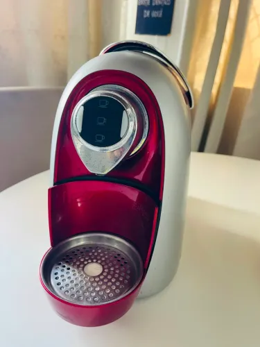 Cafeteira Expresso Três Corações 