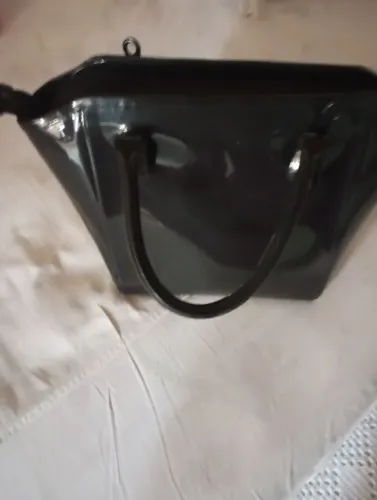 Vendo essa bolsa pôr 30.00 reais 