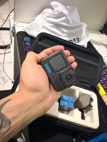 GOPRO 10 nova + 2 baterias e case.
