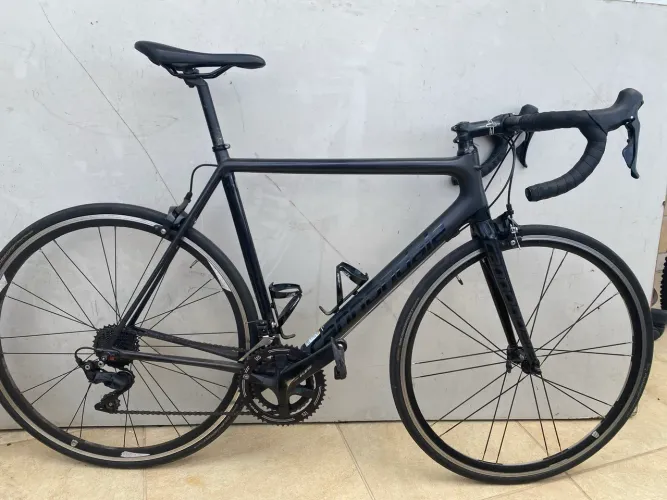 Bicicleta cannondale supersix evo