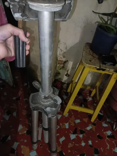 VENDO TRIPE DE CÂMERA ANTIGO