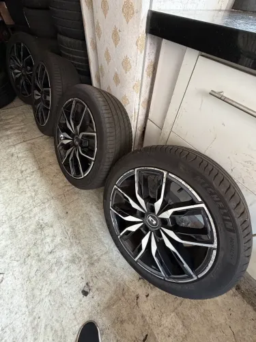 4 Rodas e pneus michelin 225/24 r17 Kr k67 replica bmw