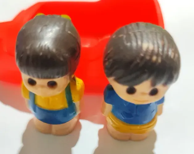 mineatura de carrinho mundo feliz