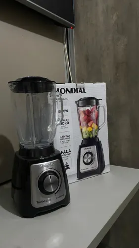 Liquidificador Mondial de vidro