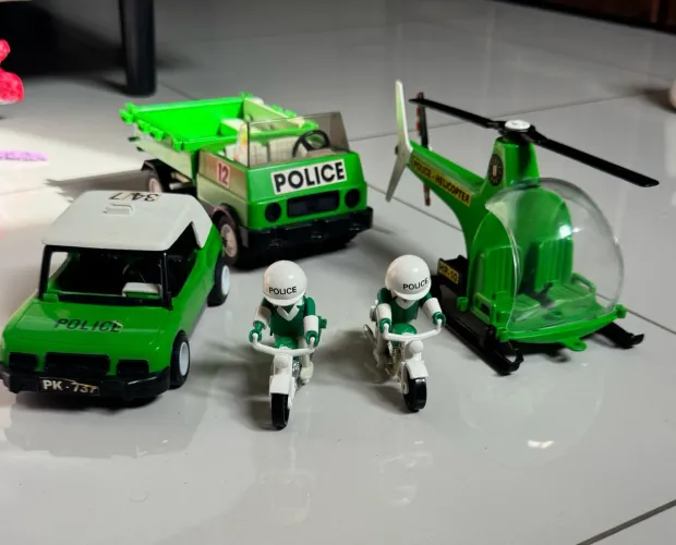 Conjunto Playmobil Polícia Anos 80