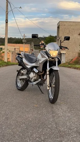 Honda Falcon NX 400i 2012/2013 - 400cc, 68 mil km, Pneus Bons
