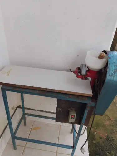 Moinho de passar feijão de acarajé 