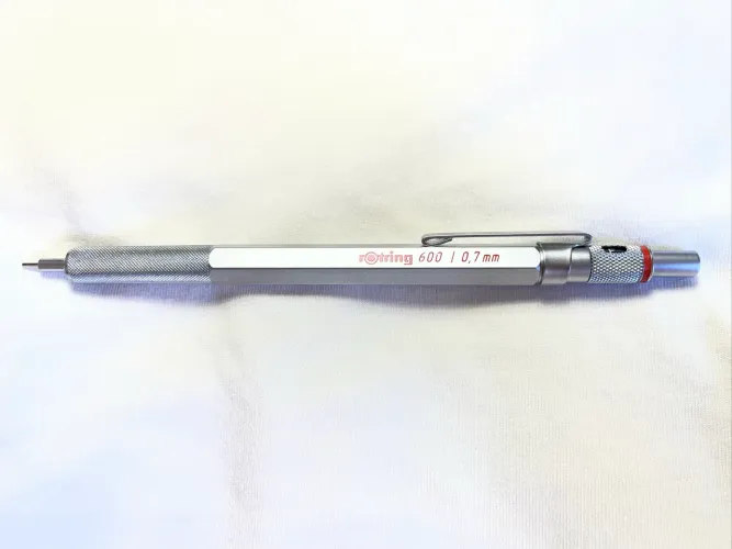 Lapiseira profissional Rotring 600 0,7mm