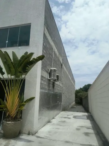 Galpão comercial