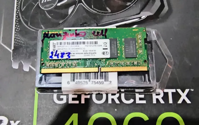 Memória Ram DDR4 4 gigas 2666Mhz de Notebook