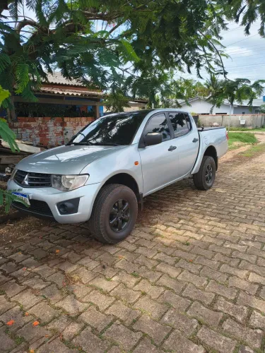 Mitsubishi L200 Triton GLS 3.2 CD TB Int.diesel MEC 2013