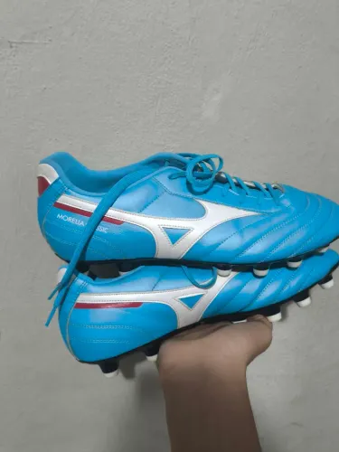 Chuteira Mizuno morelia Pouco uso
