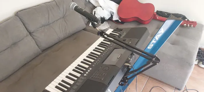 Teclado yamaha psr E463