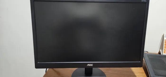 Monitor AOC