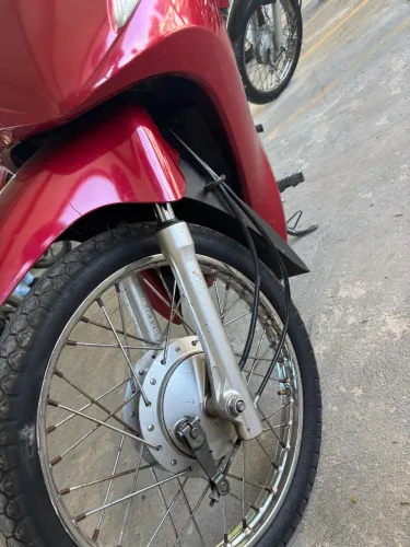 Vendo moto Honda Biz 125cc.