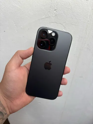 Vende se iPhone 14 Pro