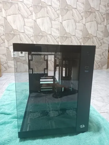 Gabinete Redragon Wideload Lite
