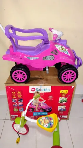 Vendo moto infantil Cross turbo, calesira obs : leva de brinde o triciclo pequeno 