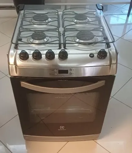 Fogão de embutir novo nunca foi instalado ELETROLUX 52EXR transporte p/conta do comprador