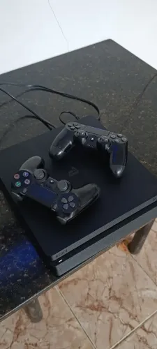 Vendo play 4 1terabyte completo 