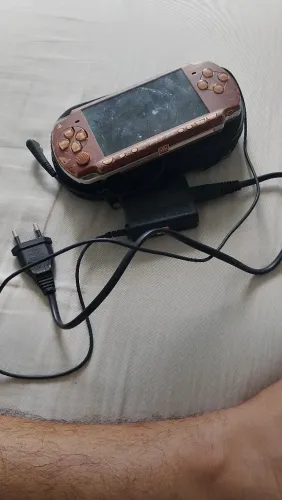 Vendendo psp bateria carregado ano 2000