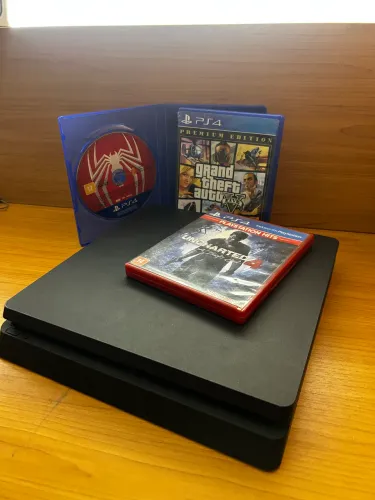 PlayStation 4