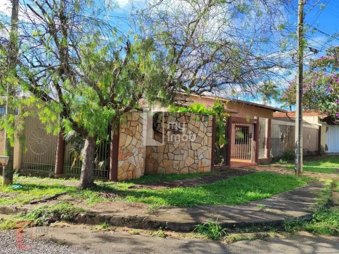 Casa com 03 suítes e piscina em Conjunto Mirage para aluguel