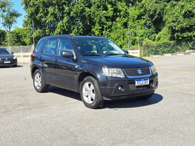 Suzuki Grand Vitara 2.0 16V 4x2/4x4 5P Mec. 2011