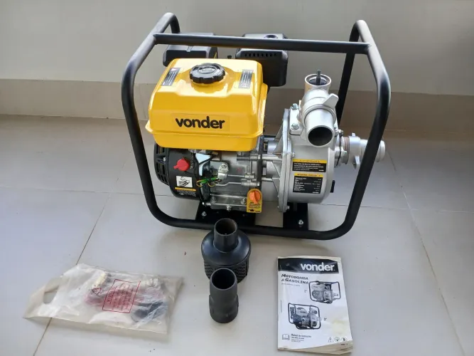 Motobomba a gasolina Vonder