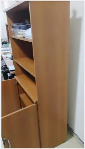 Armário Estante Escritório Multiuso com Portas e Chaves