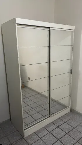 Guarda Roupa Branco com Espelhos