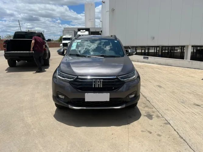 Fiat Strada Volcano 1.3 Flex 8V CD 2023