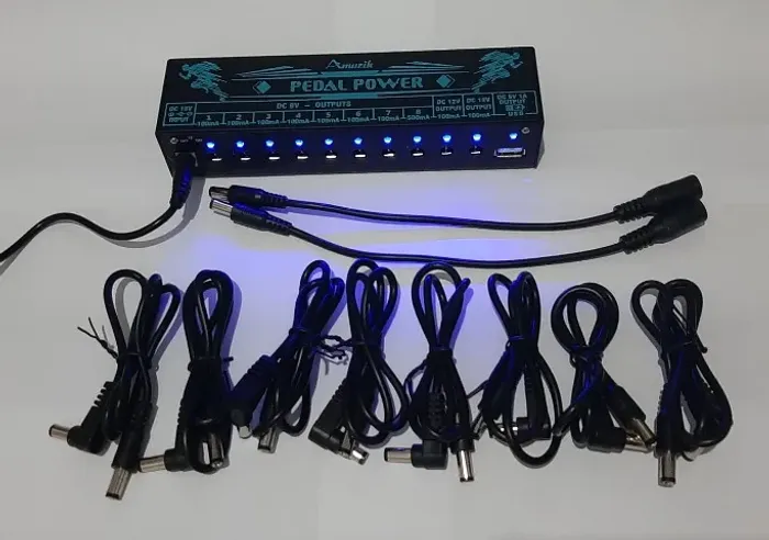 Amuzik Pedal Power - Fonte de alimentação para Pedais -10 saída dc isolada 9v 12v 18v