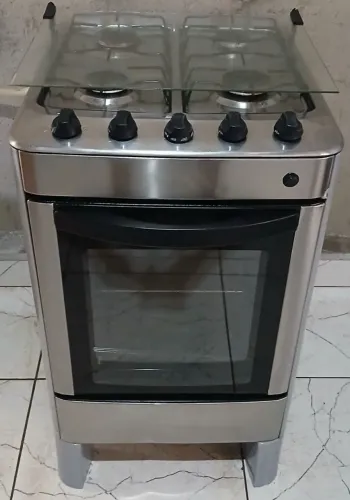 Vendo fogão 4 bocas (esmaltec)