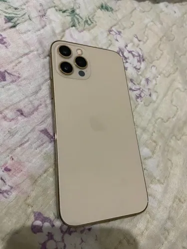 iPhone 12 Pro gold 