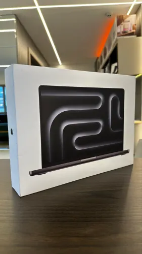 MacBook Pro M5 Pro 1tB 24gb RAM 14 Polegadas Novo Lacrado / Loja Física 