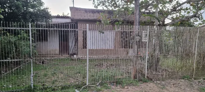 Vende-se Casa Residencial 
