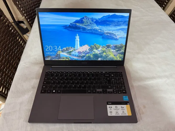 Notebook Samsung Book Full HD - Intel Celeron 11ª Ger / 4GB RAM Entrega Grátis