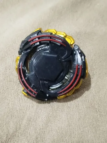 Beyblade Burst Lightning L-Drago Remake Takara Tomy