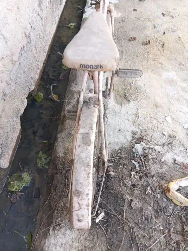 Vendo antiga todas peças originais 