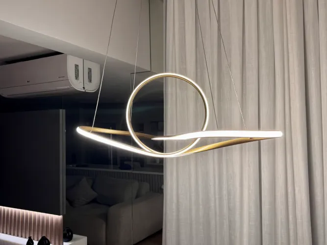 Pendente dourado led 3k