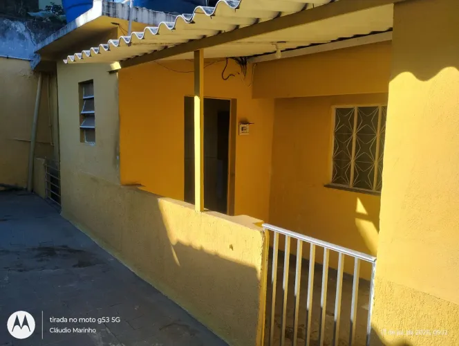 Kitnet em Duque de Caxias, atrás da faculdade Unigranrio.