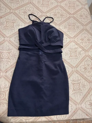 Vestido azul marinho