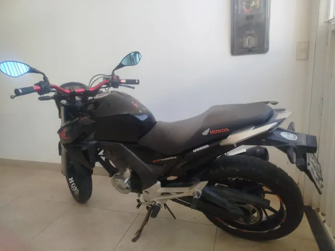 Twister conservada apenas venda