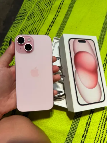 iPhone 15 128