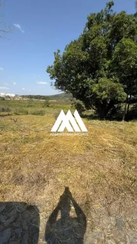 Vendo lote em Itaúna com ótima localização!