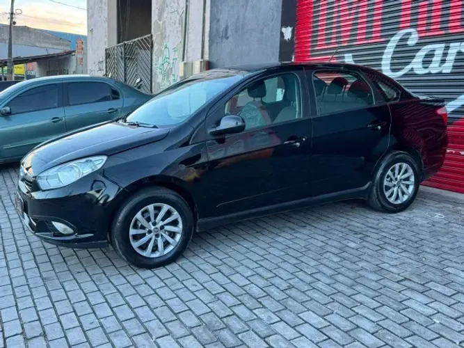 Fiat Grand Siena Attrac. 1.4 EVO F.flex 8V 2015