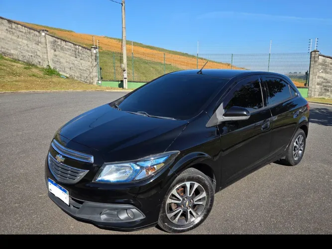 Chevrolet Onix Hatch LTZ 1.4 8V Flex Power Mec. 4P 2016