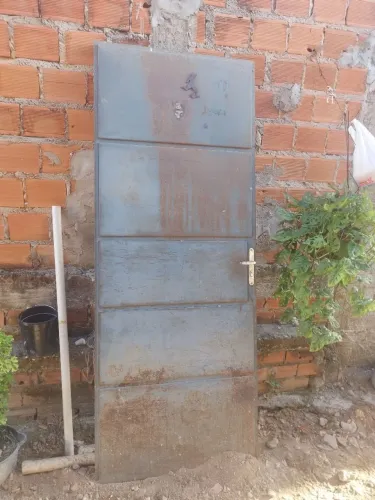 Porta e grade