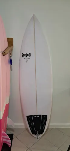 Prancha 5'11 x 30,5 litros
